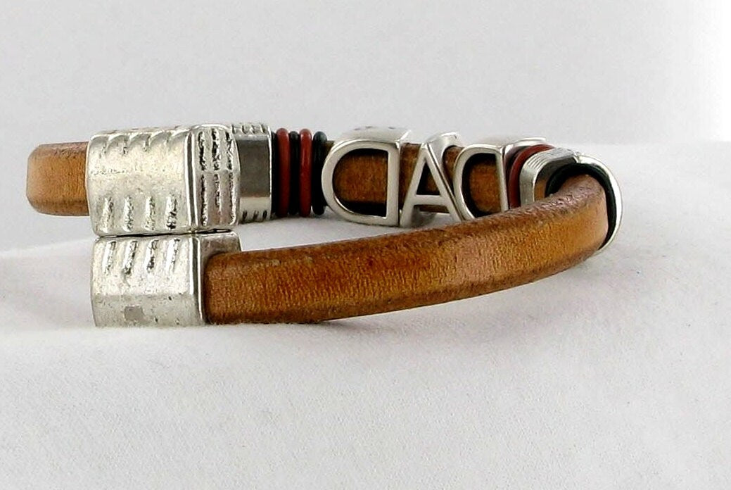 Regaliz Leather Bracelet for DAD