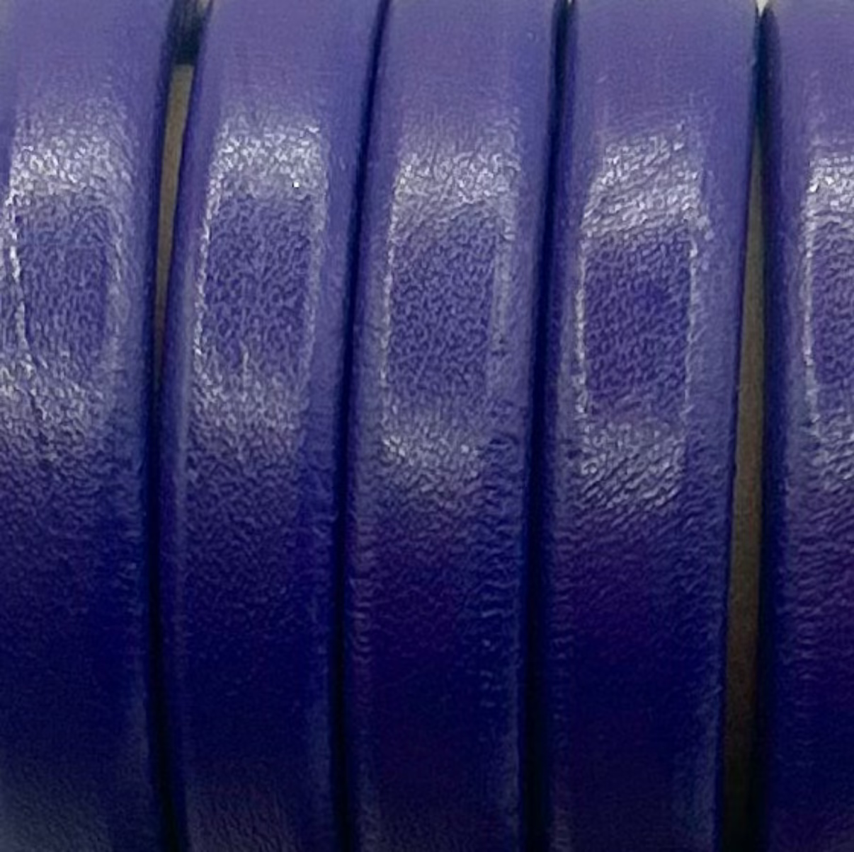 Purple 10x6mm Regaliz Leather