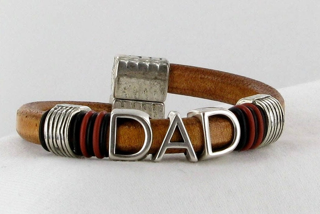 Regaliz Leather Bracelet for DAD